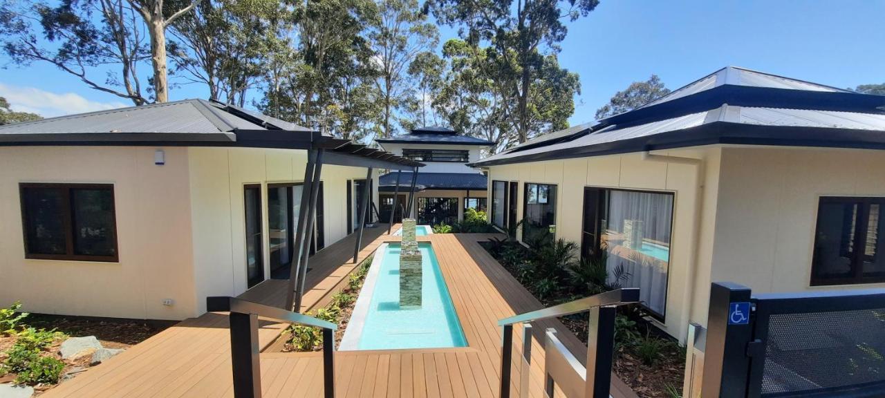 Luxury By The Basin Hotel Sanctuary Point Exterior photo
